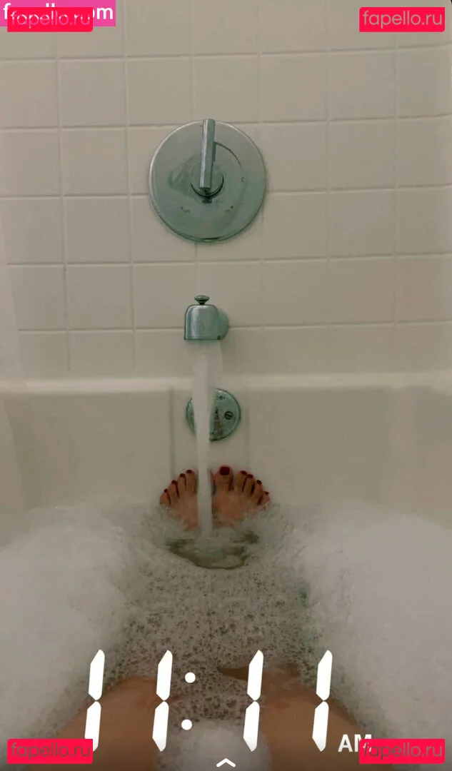 Nehhaa Malik Onlyfans Photo Gallery 