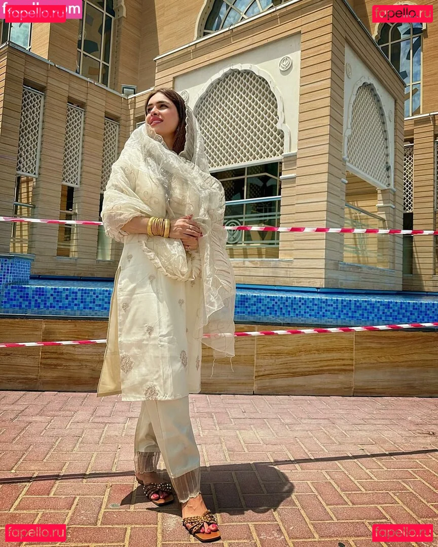 Nehhaa Malik Onlyfans Photo Gallery 