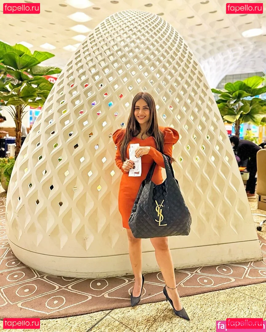 Nehhaa Malik Onlyfans Photo Gallery 