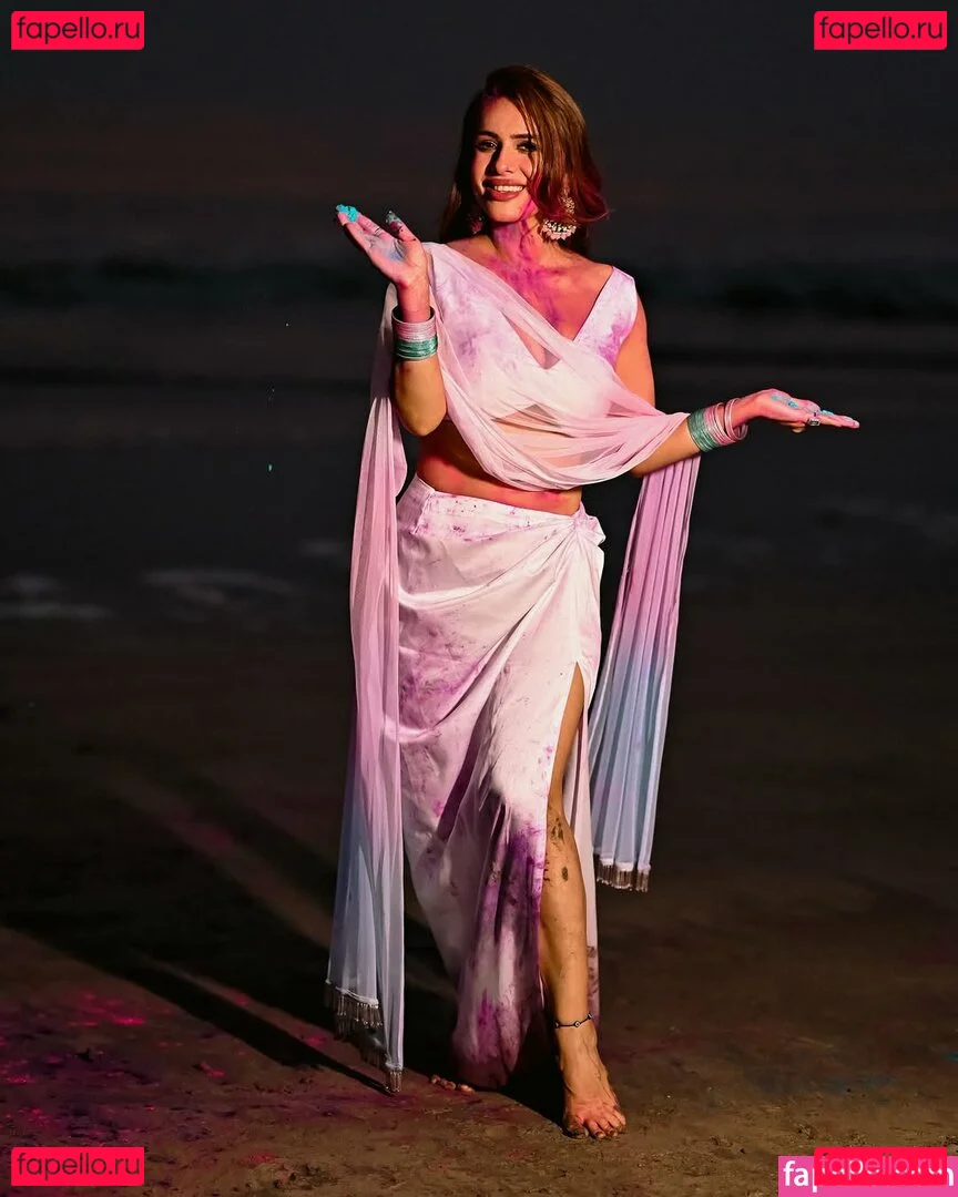 Nehhaa Malik Onlyfans Photo Gallery 