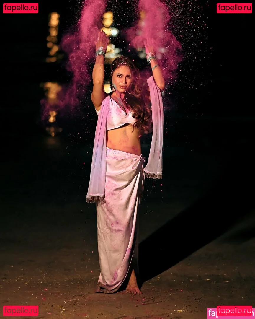 Nehhaa Malik Onlyfans Photo Gallery 