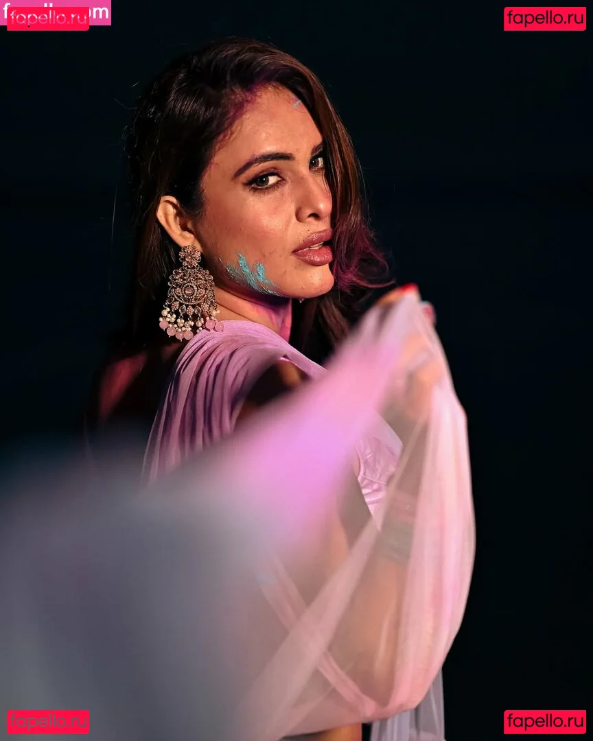 Nehhaa Malik Onlyfans Photo Gallery 