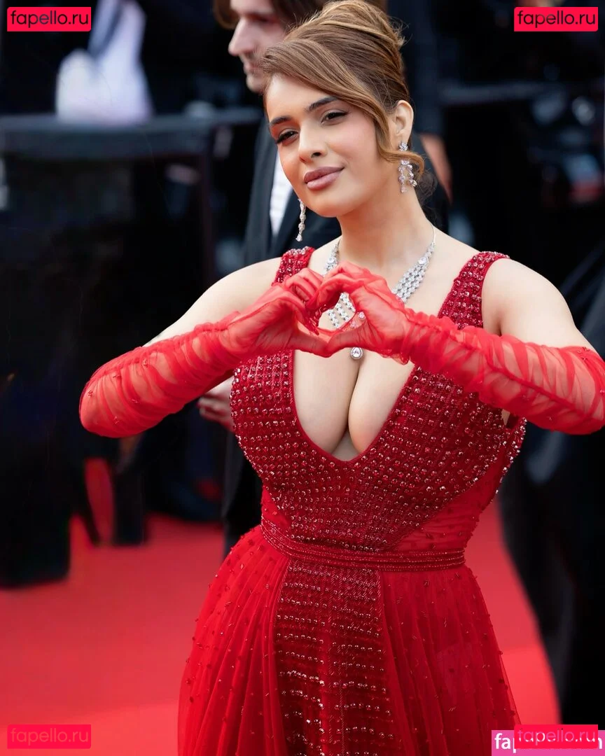 Nehhaa Malik Onlyfans Photo Gallery 