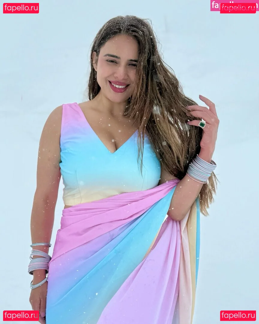 Nehhaa Malik Onlyfans Photo Gallery 