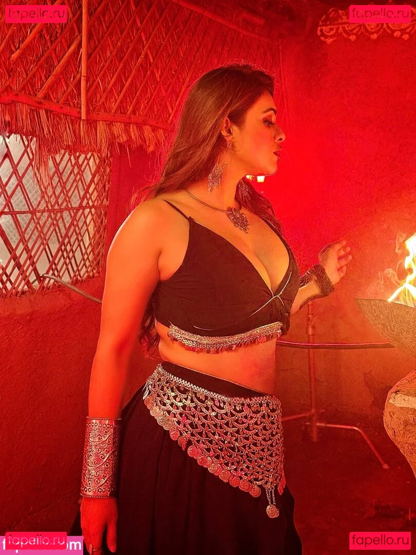 Nehhaa Malik Onlyfans Photo Gallery 