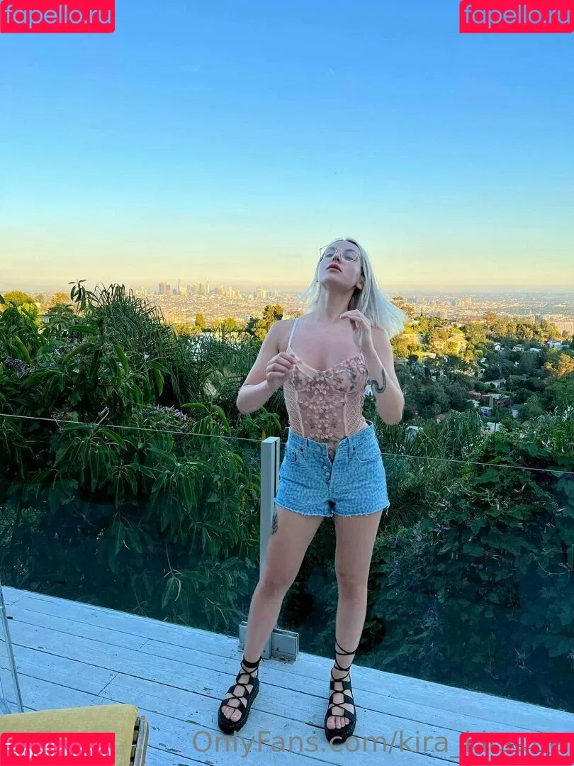 kira_vixen Onlyfans Photo Gallery 