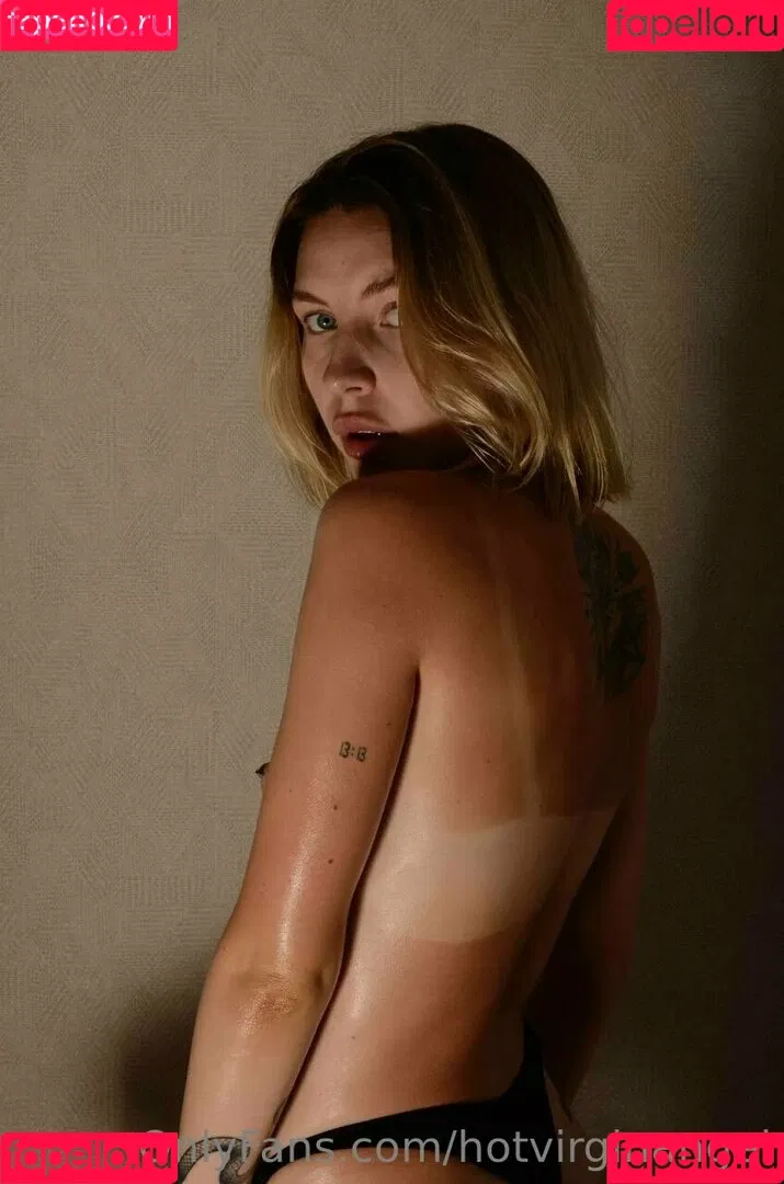 kira_vixen Onlyfans Photo Gallery 