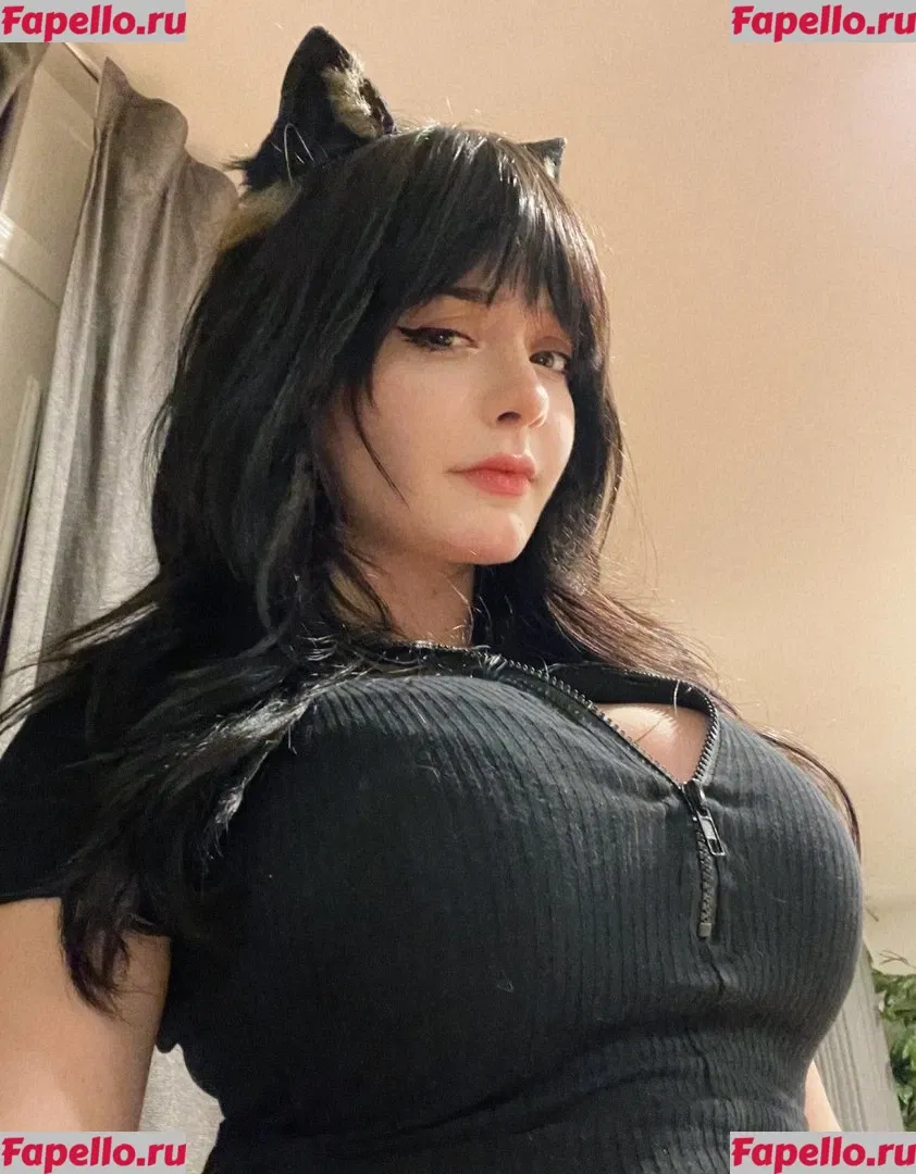 Onisuna Onlyfans Photo Gallery 