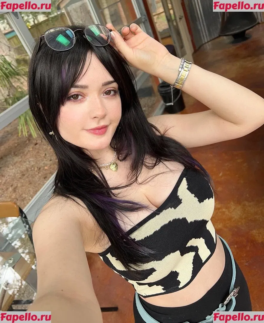 Onisuna Onlyfans Photo Gallery 