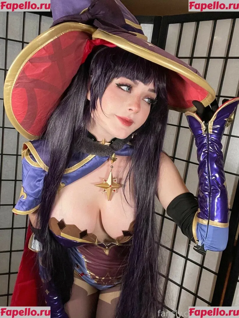 Onisuna Onlyfans Photo Gallery 
