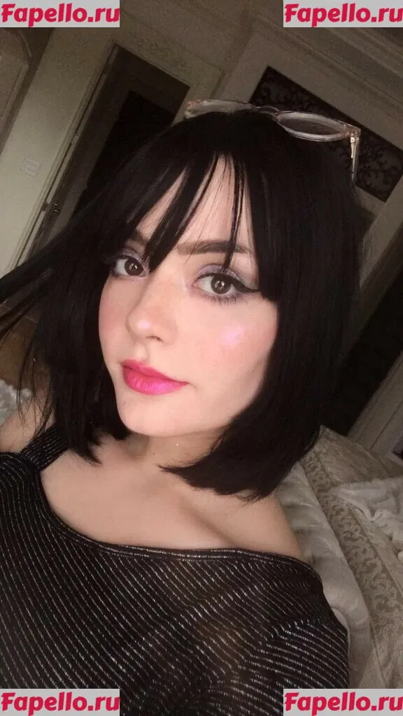 Onisuna Onlyfans Photo Gallery 