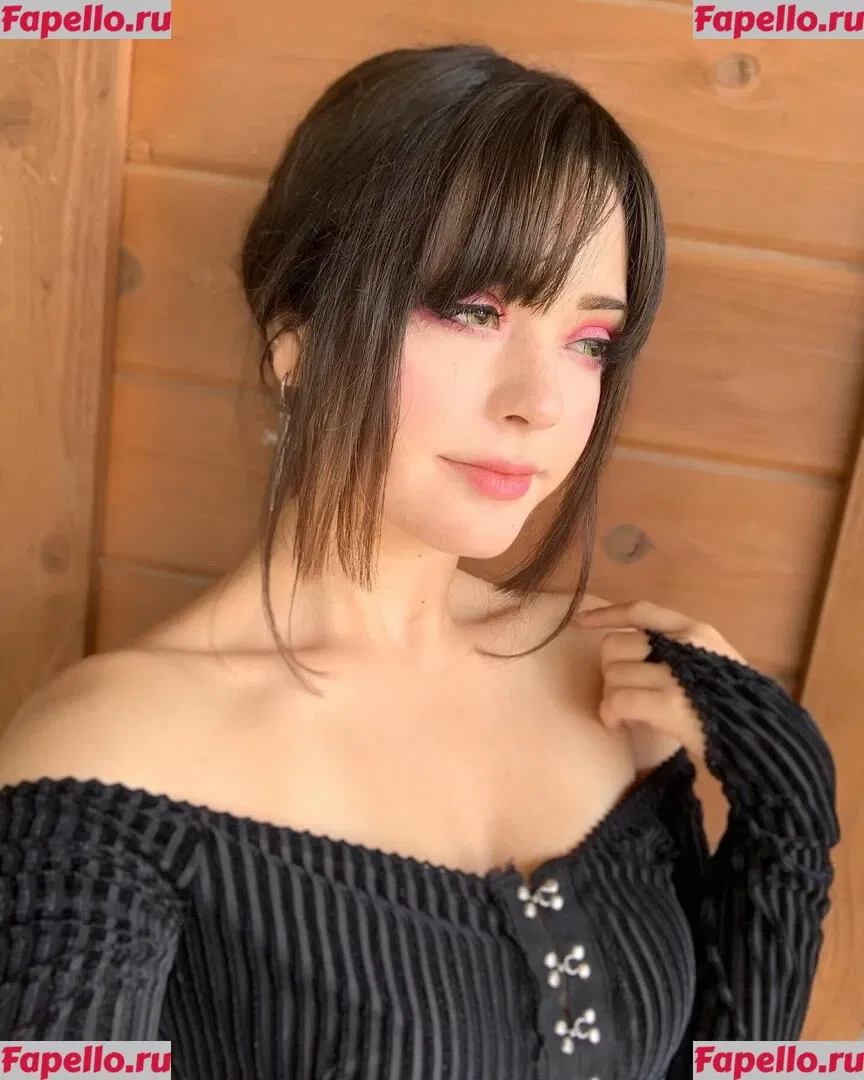 Onisuna Onlyfans Photo Gallery 