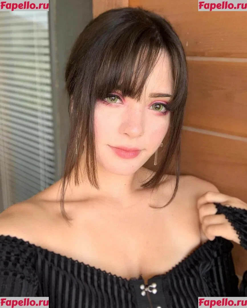 Onisuna Onlyfans Photo Gallery 