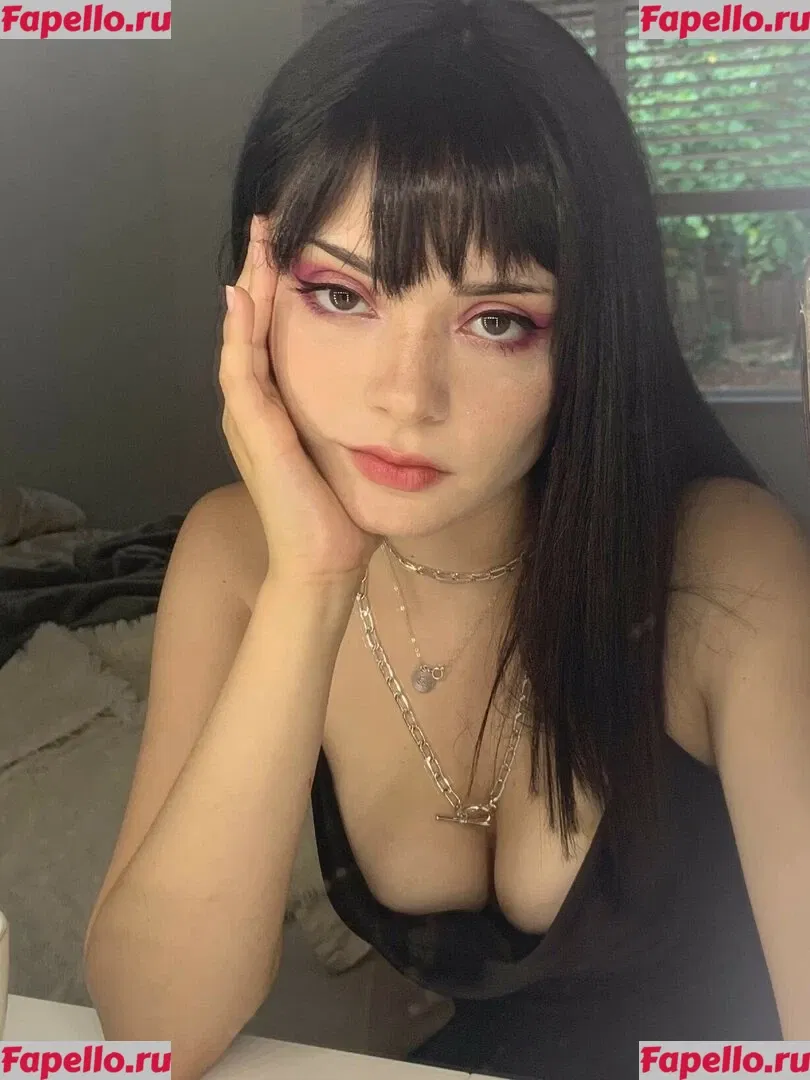 Onisuna Onlyfans Photo Gallery 