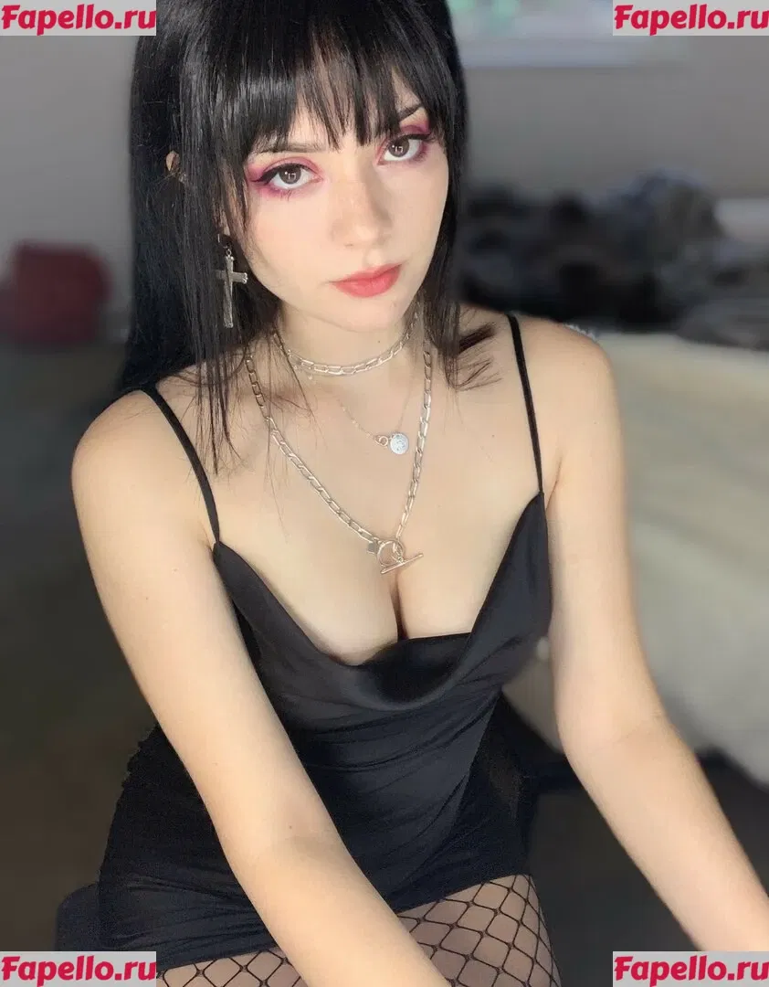 Onisuna Onlyfans Photo Gallery 