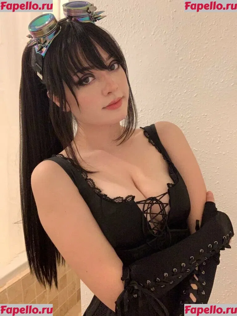 Onisuna Onlyfans Photo Gallery 