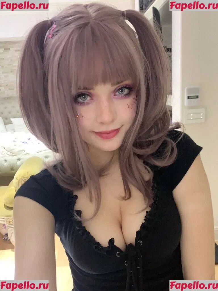 Onisuna Onlyfans Photo Gallery 