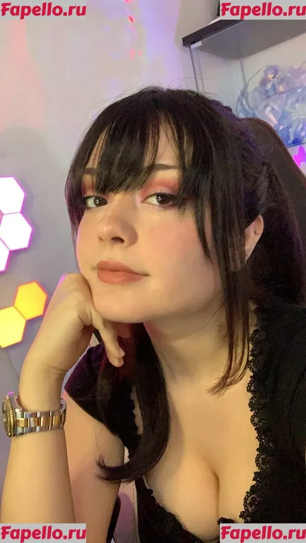 Onisuna Onlyfans Photo Gallery 