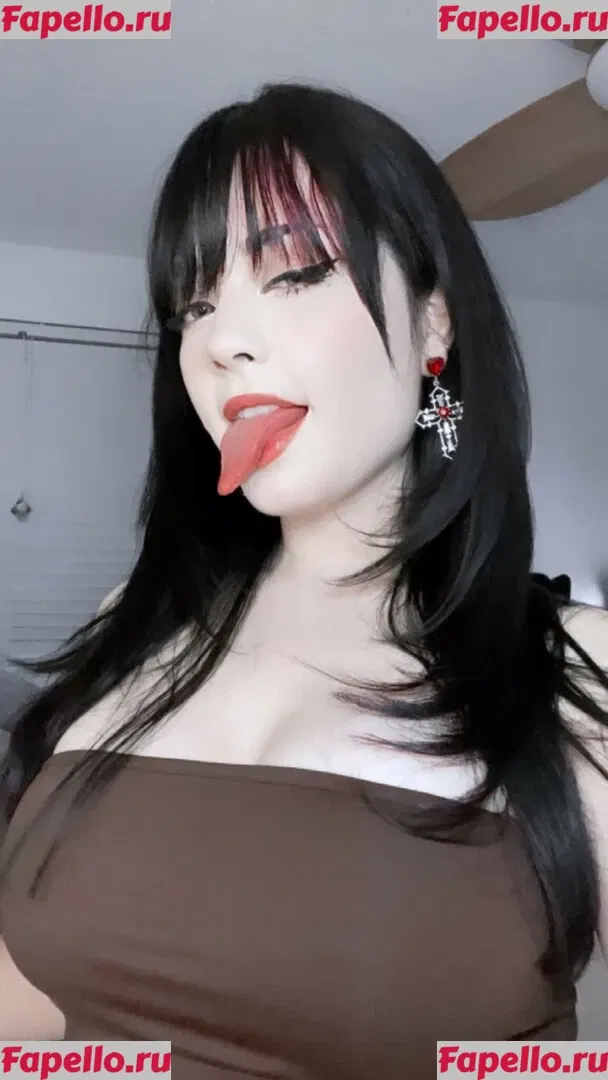 Onisuna Onlyfans Photo Gallery 
