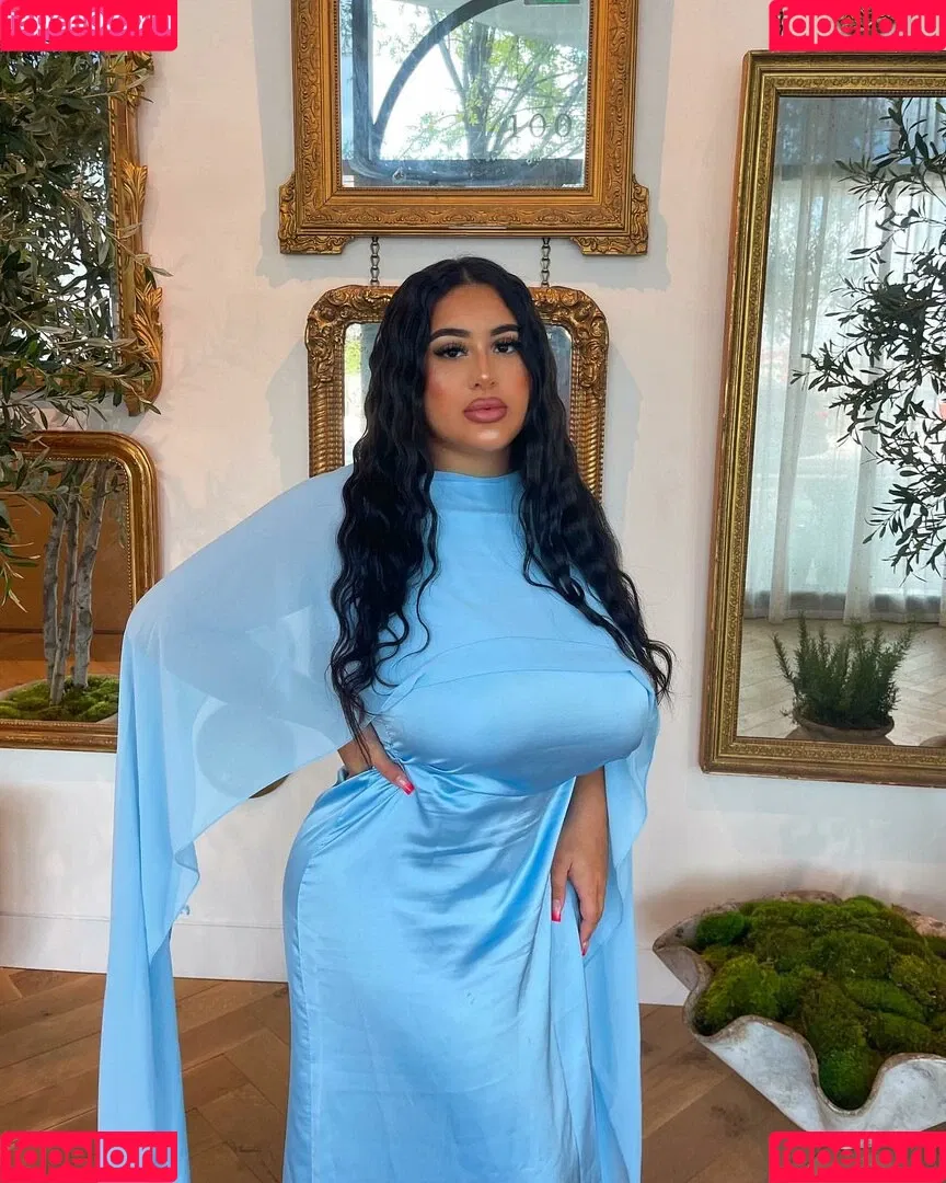 theonlybarbii Onlyfans Photo Gallery 