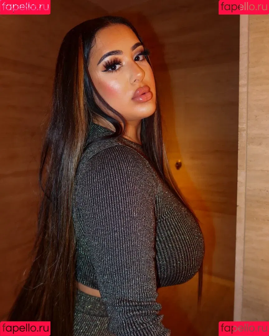 theonlybarbii Onlyfans Photo Gallery 