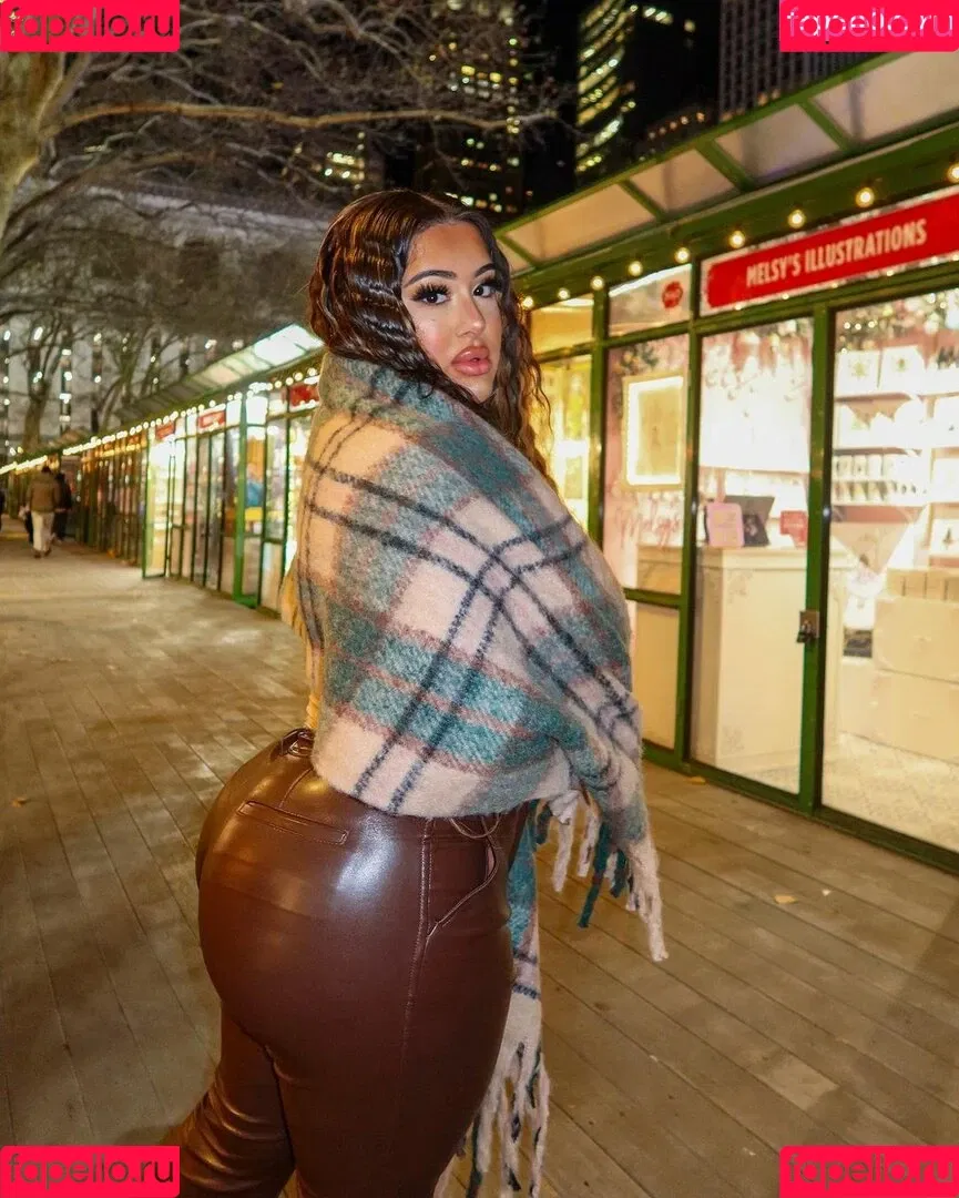 theonlybarbii Onlyfans Photo Gallery 