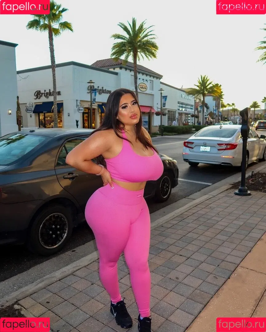 theonlybarbii Onlyfans Photo Gallery 