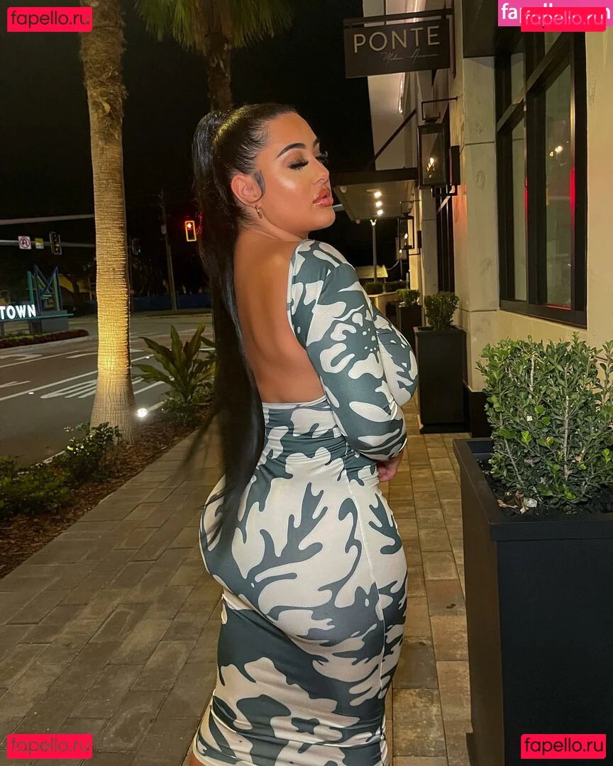 theonlybarbii Onlyfans Photo Gallery 