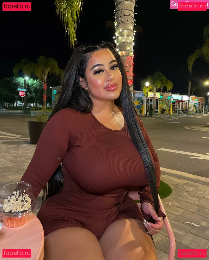 theonlybarbii Onlyfans Photo Gallery 