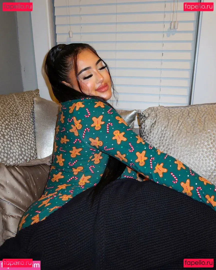 theonlybarbii Onlyfans Photo Gallery 