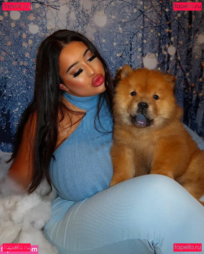 theonlybarbii Onlyfans Photo Gallery 