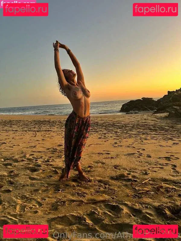 Athena Bloome Onlyfans Photo Gallery 