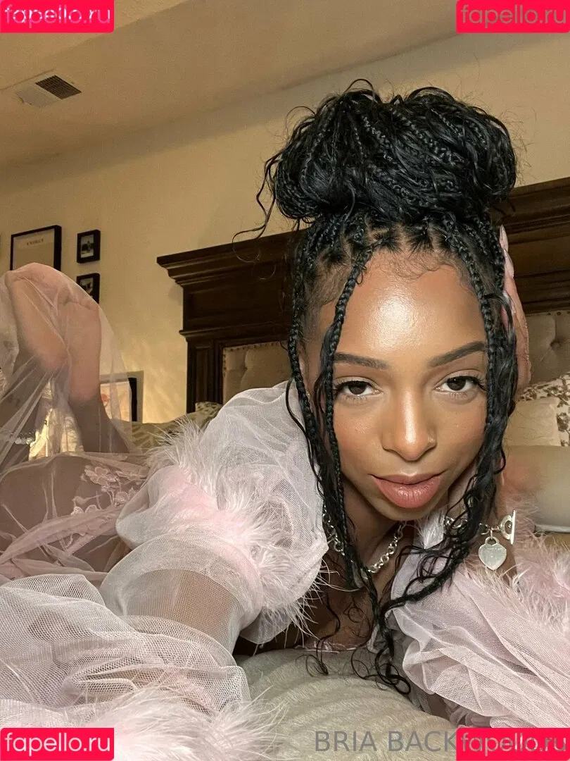 Briabackwoods Onlyfans Photo Gallery 
