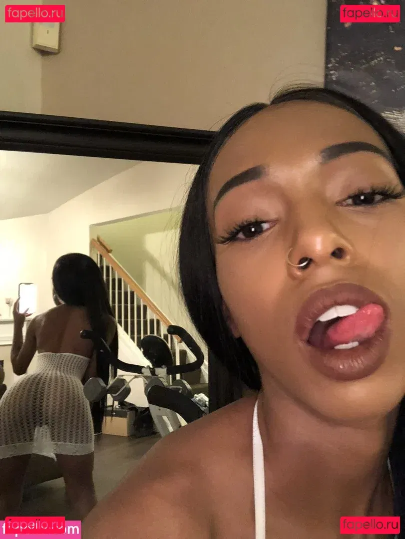 Briabackwoods Onlyfans Photo Gallery 