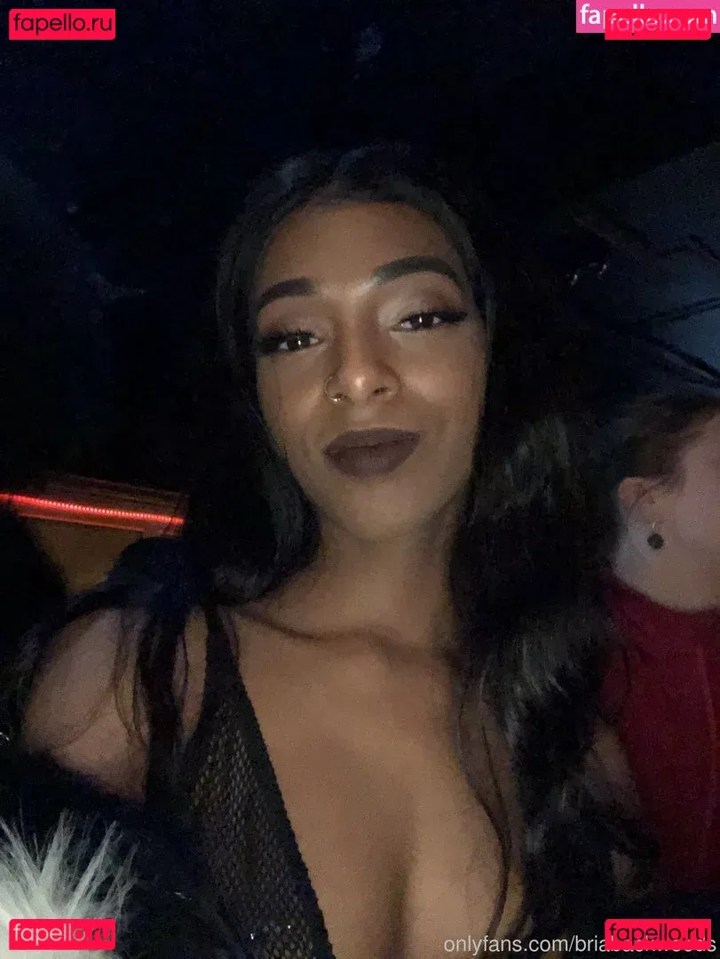 Briabackwoods Onlyfans Photo Gallery 