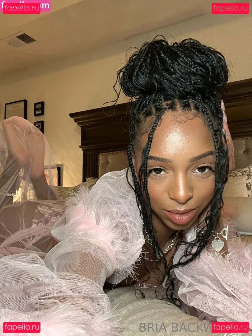 Briabackwoods Onlyfans Photo Gallery 