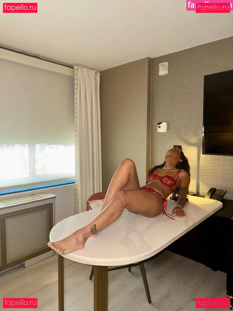 Briabackwoods Onlyfans Photo Gallery 