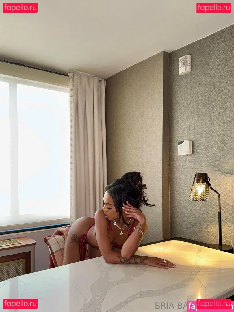 Briabackwoods Onlyfans Photo Gallery 