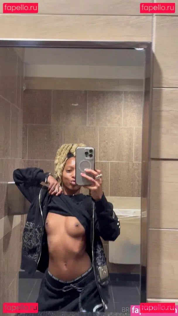 Briabackwoods Onlyfans Photo Gallery 