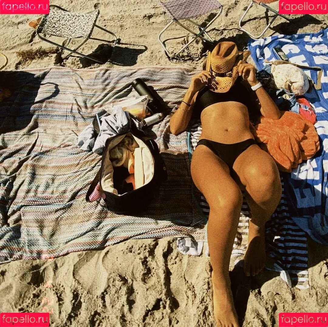 Arianna Fabiani Onlyfans Photo Gallery 