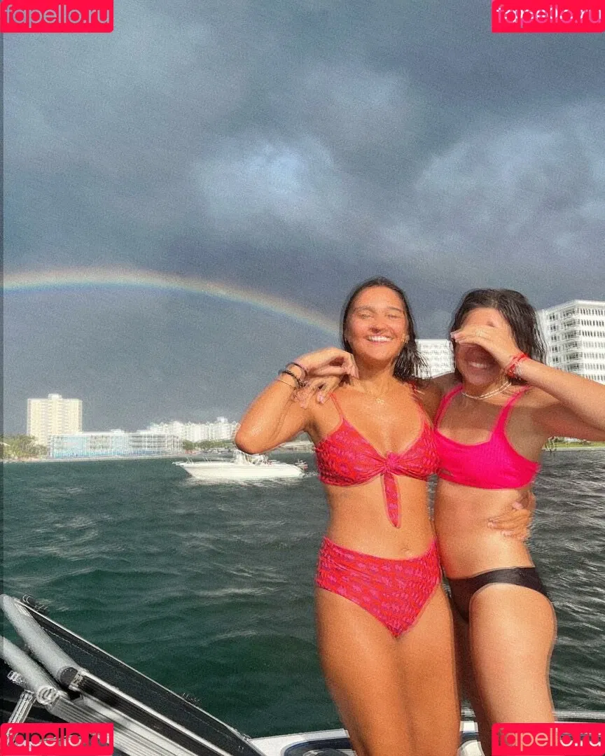 Arianna Fabiani Onlyfans Photo Gallery 