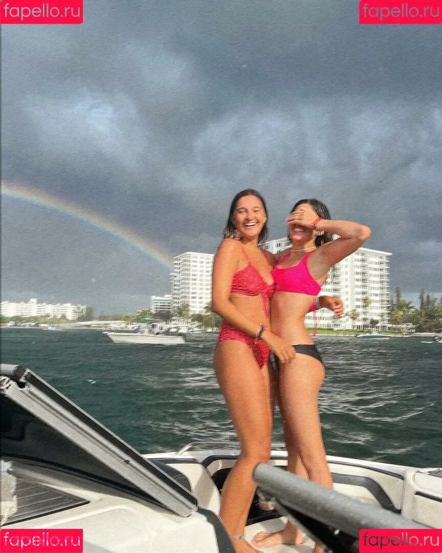 Arianna Fabiani Onlyfans Photo Gallery 