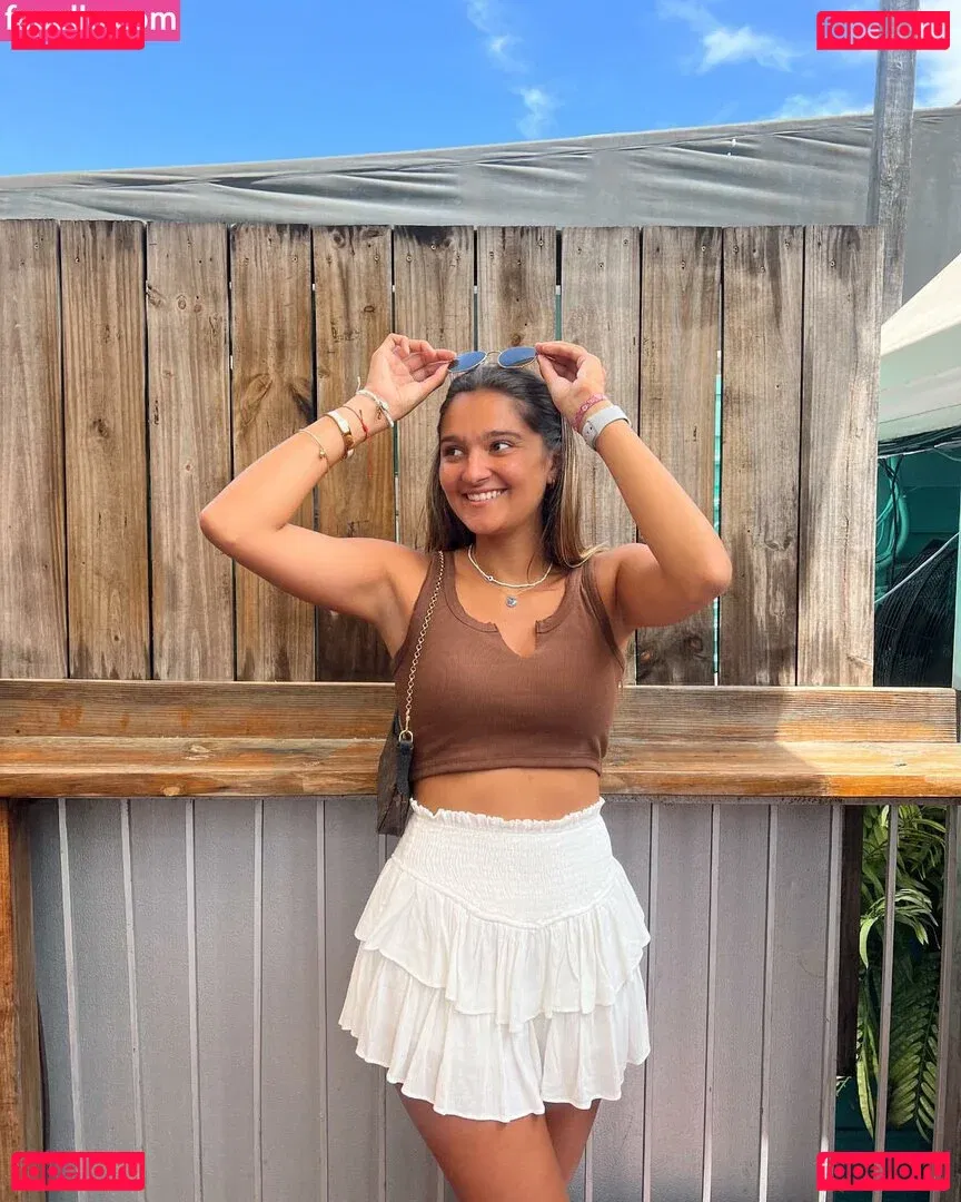 Arianna Fabiani Onlyfans Photo Gallery 