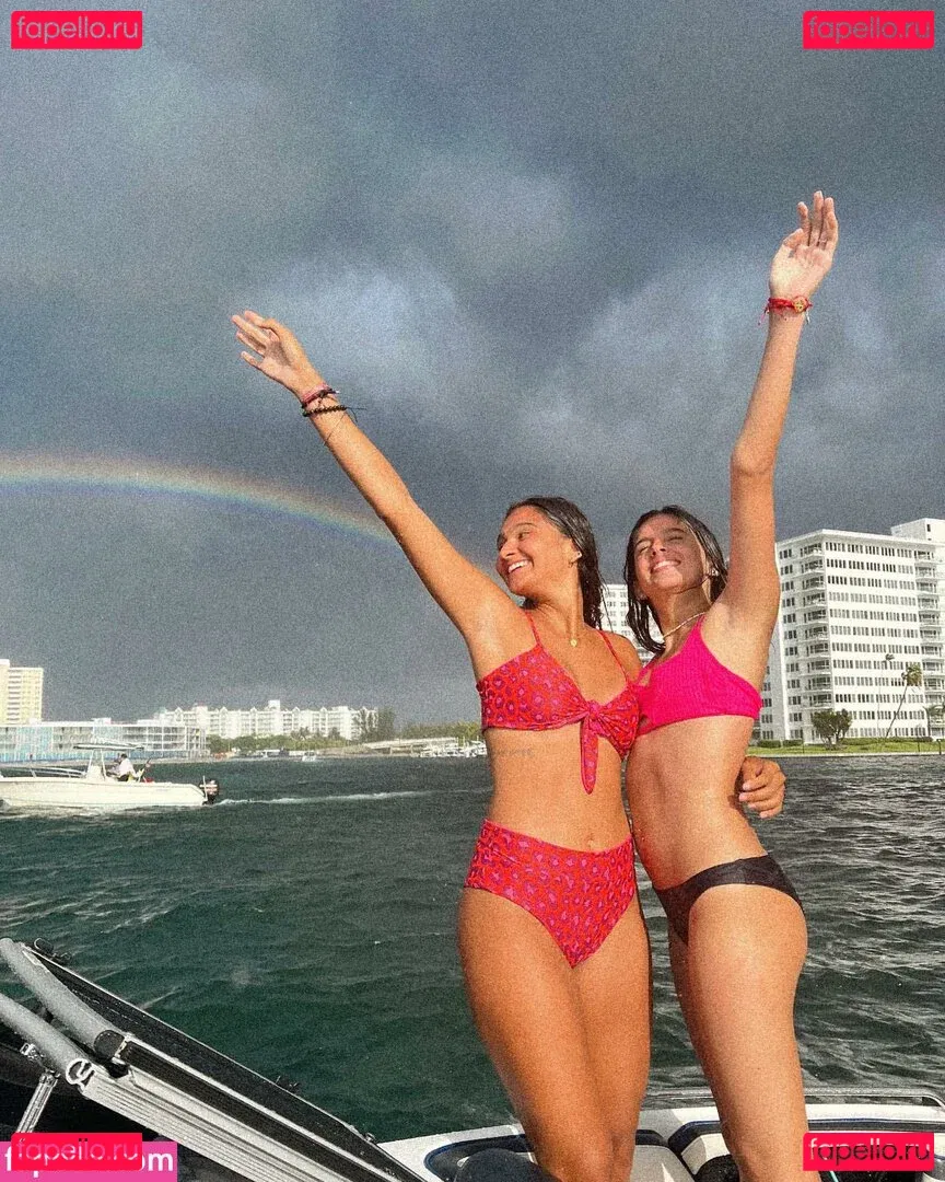 Arianna Fabiani Onlyfans Photo Gallery 