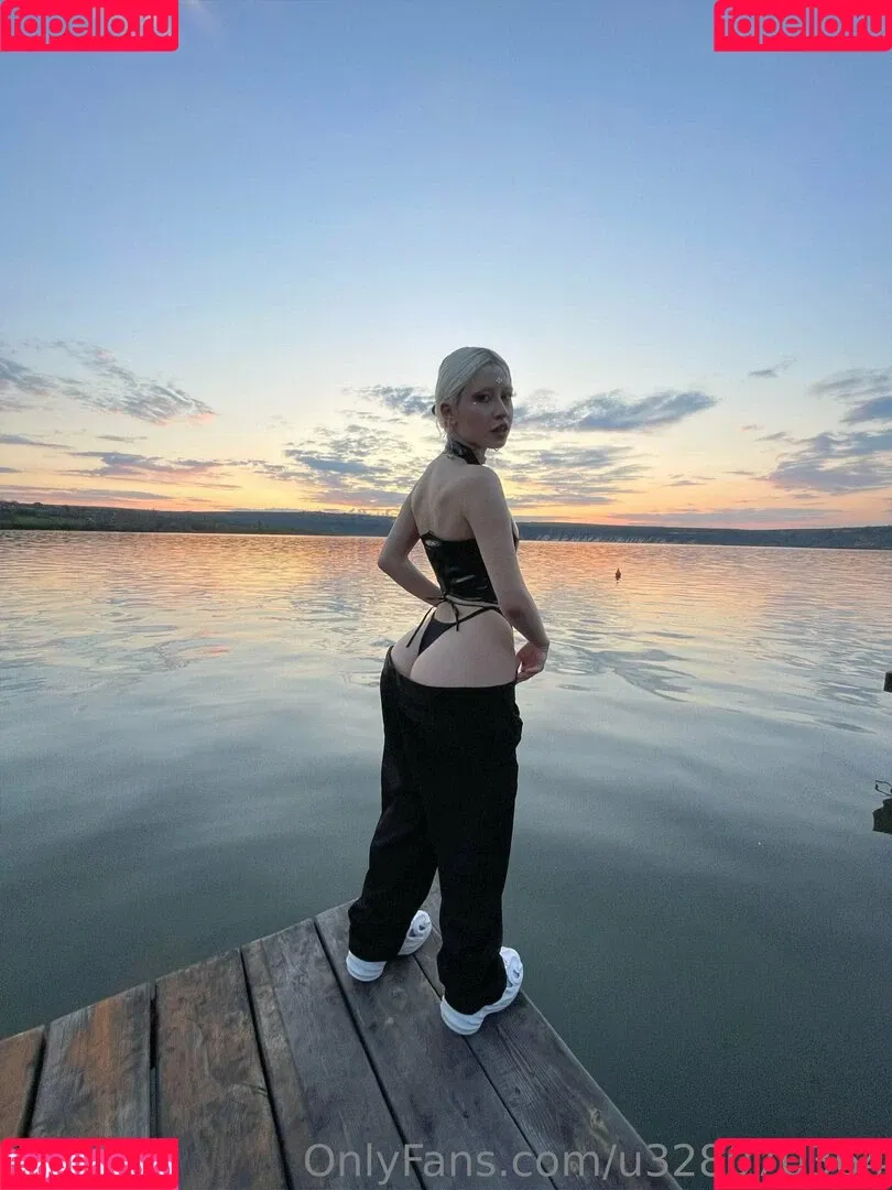 woodsnaomi Onlyfans Photo Gallery 