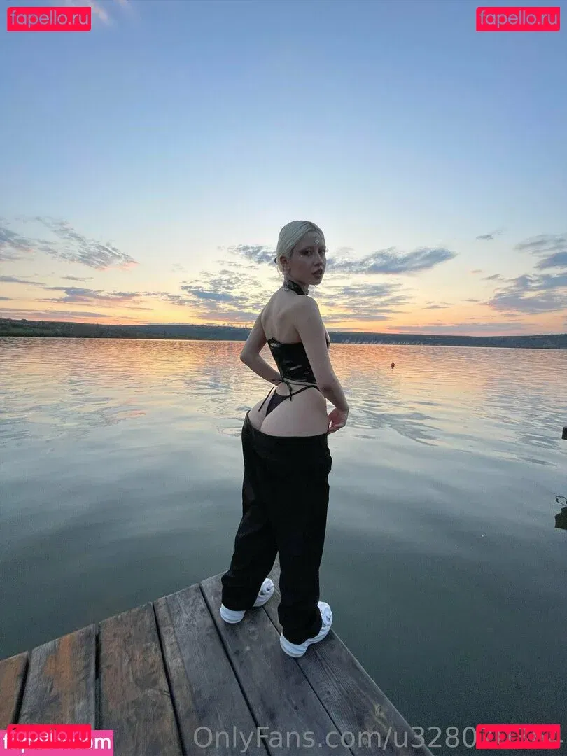 woodsnaomi Onlyfans Photo Gallery 