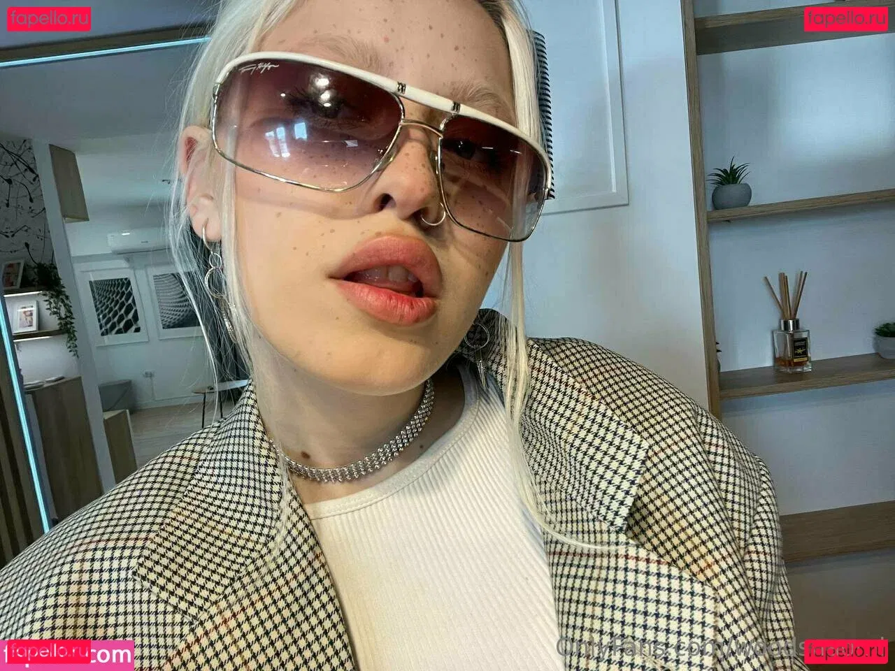 woodsnaomi Onlyfans Photo Gallery 