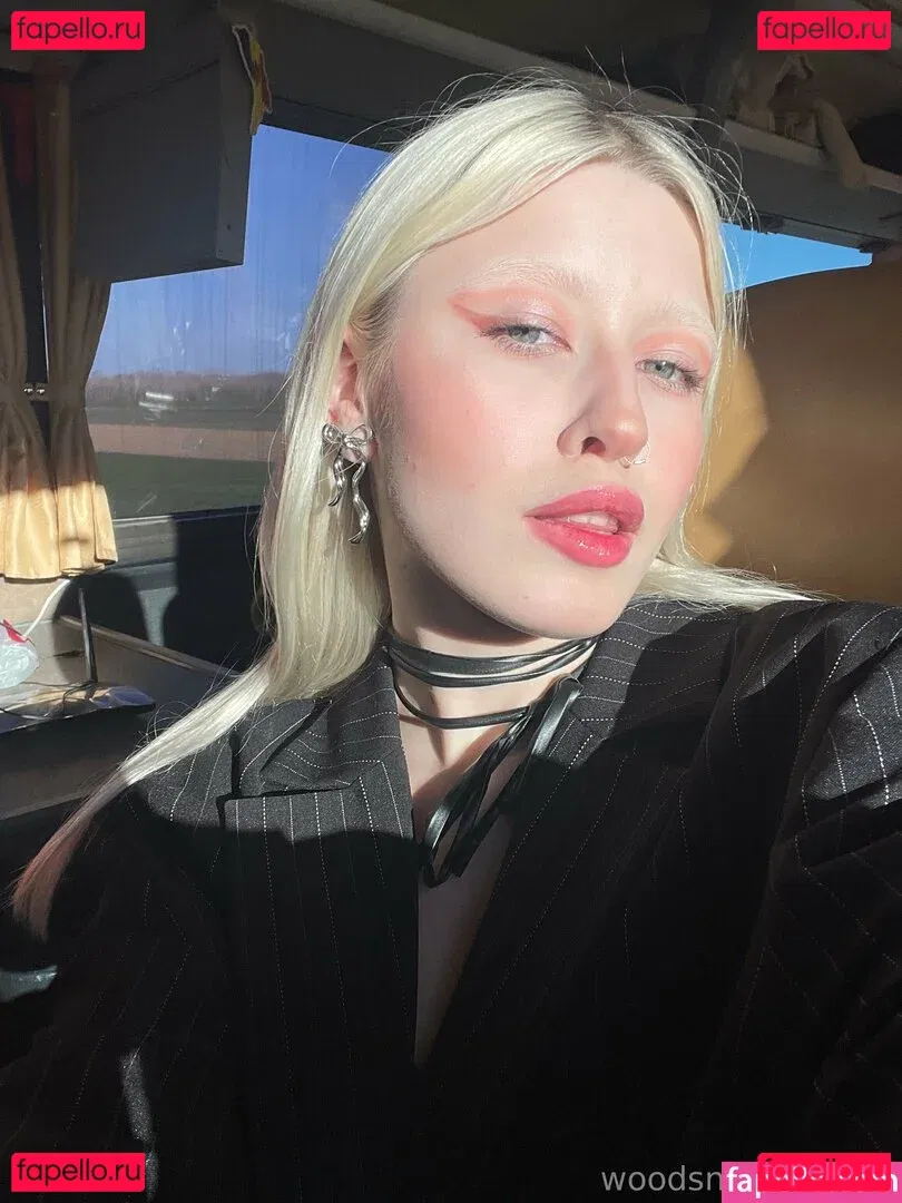 woodsnaomi Onlyfans Photo Gallery 