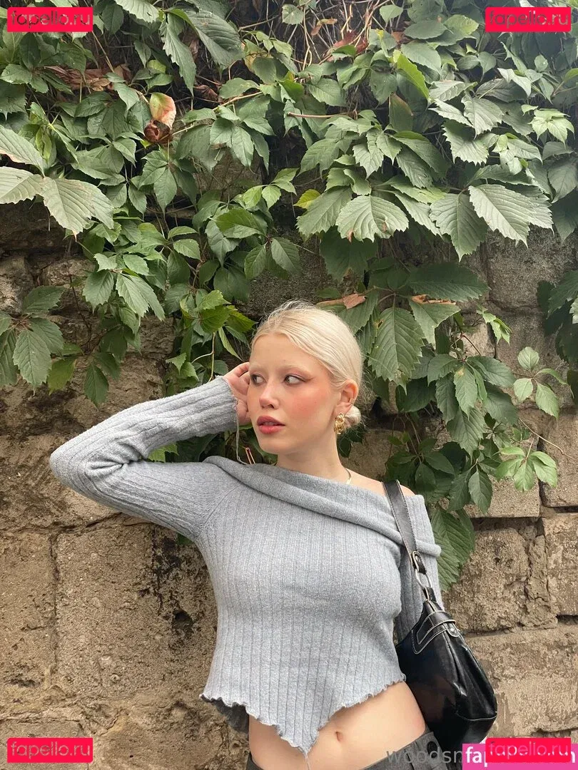 woodsnaomi Onlyfans Photo Gallery 