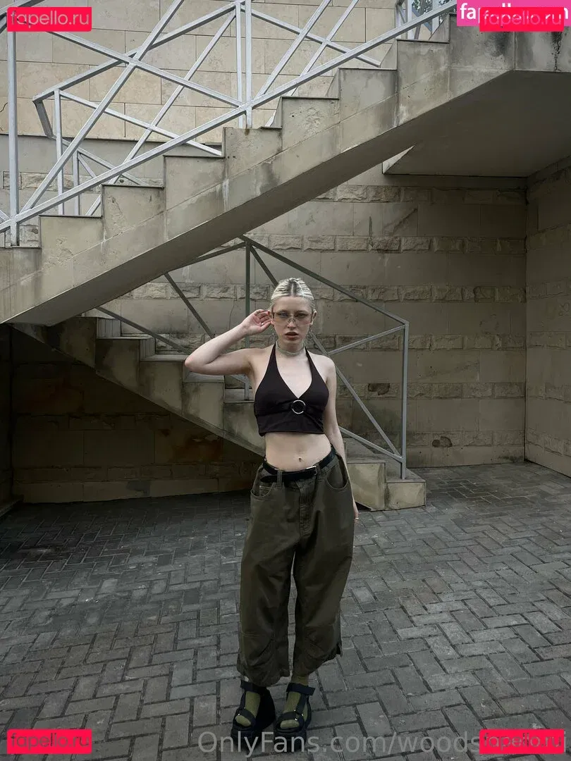 woodsnaomi Onlyfans Photo Gallery 